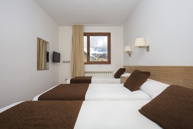 trippelrum Catalunya Ski Tre bäddar i ett rum